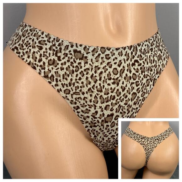 Vintage Vanity Fair Thong Panty Size 7 Edgeless Seamless 18509 Animal Print - Picture 1 of 10